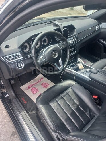 Mercedes E 250-5