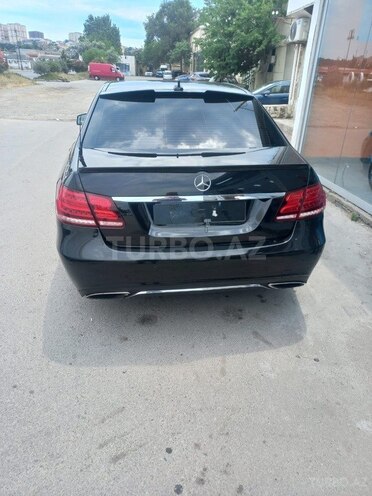 Mercedes E 250-7