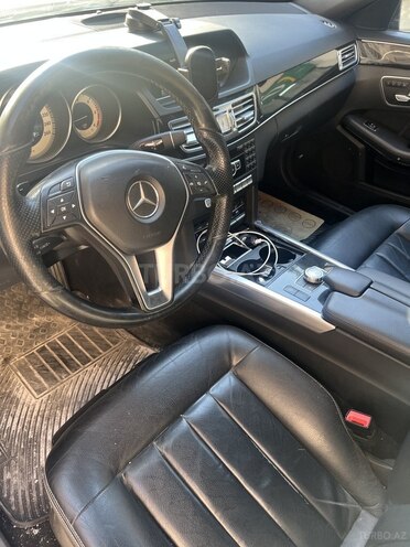 Mercedes E 250-4