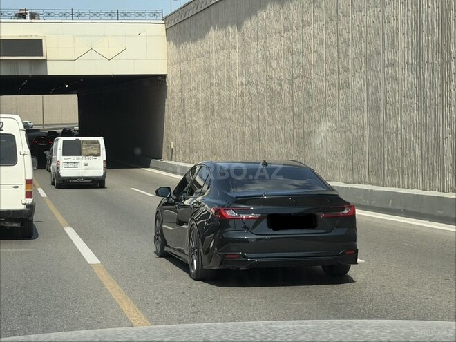 Toyota Camry-5