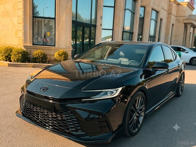 Toyota Camry-3