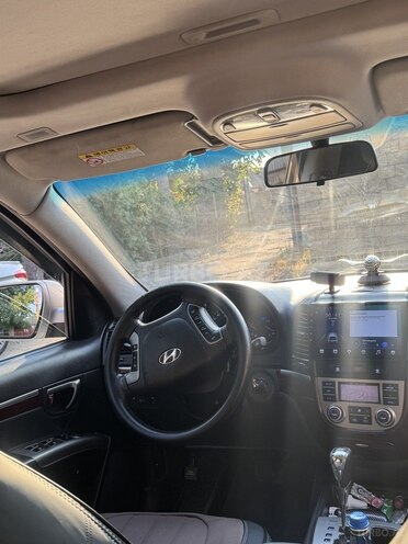 Hyundai Santa Fe-4