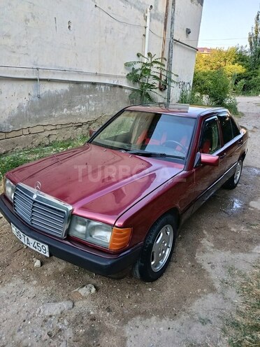 Mercedes 190-7