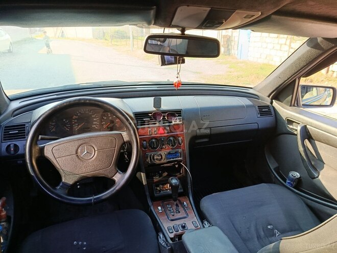Mercedes C 220-5