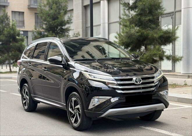 Toyota Rush-4