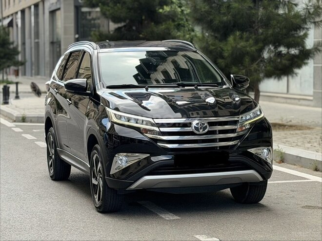 Toyota Rush-2