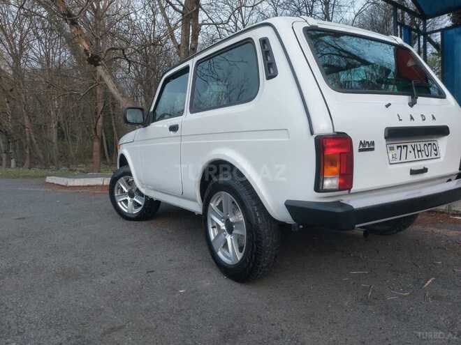LADA (VAZ) Niva-8