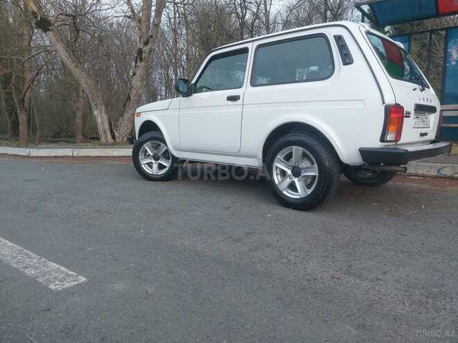 LADA (VAZ) Niva-6