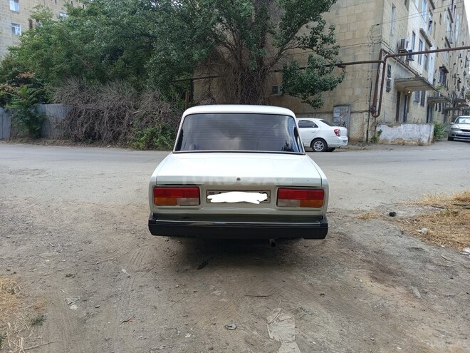 LADA (VAZ) 2107-4
