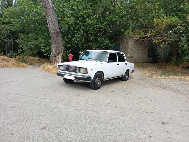 LADA (VAZ) 2107-5