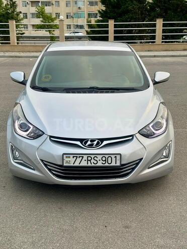 Hyundai Elantra-6
