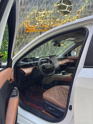 Changan Qiyuan A05-9