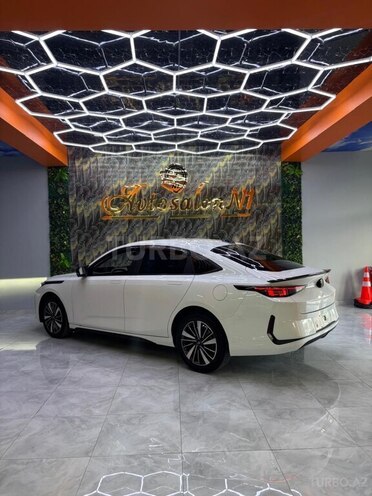 Changan Qiyuan A05-6