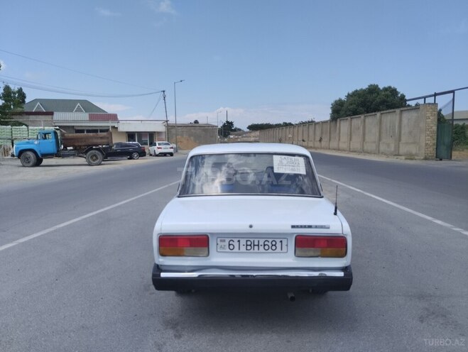 LADA (VAZ) 2107-5