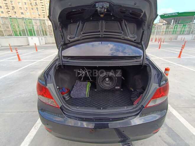 Hyundai Accent-14