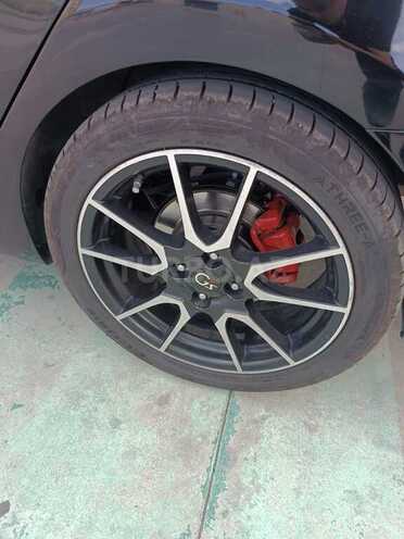 Hyundai Accent-13