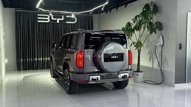 BYD Leopard 5-2
