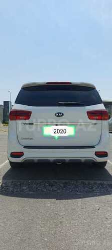 Kia Carnival-2