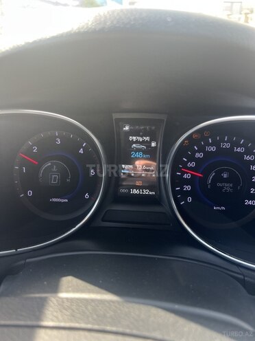 Hyundai Santa Fe-19