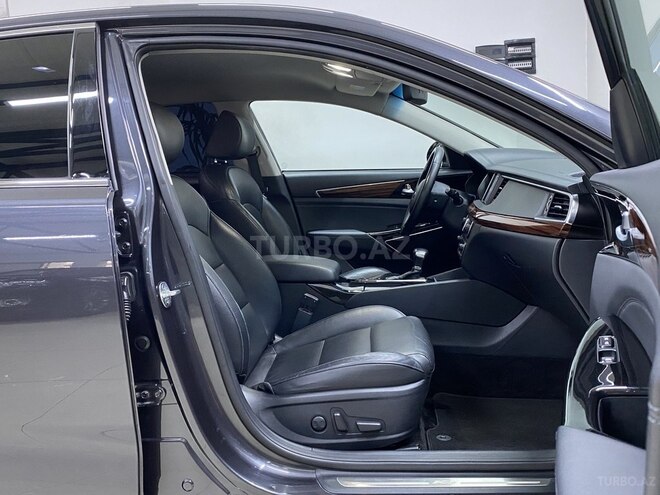 Kia K7-17