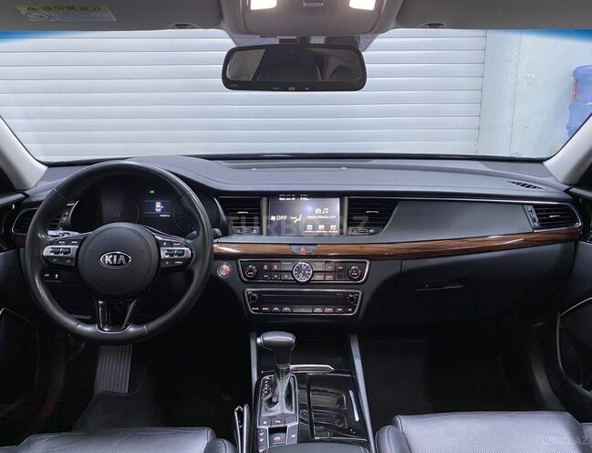 Kia K7-15