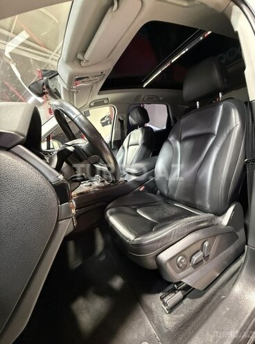 Audi Q7-10