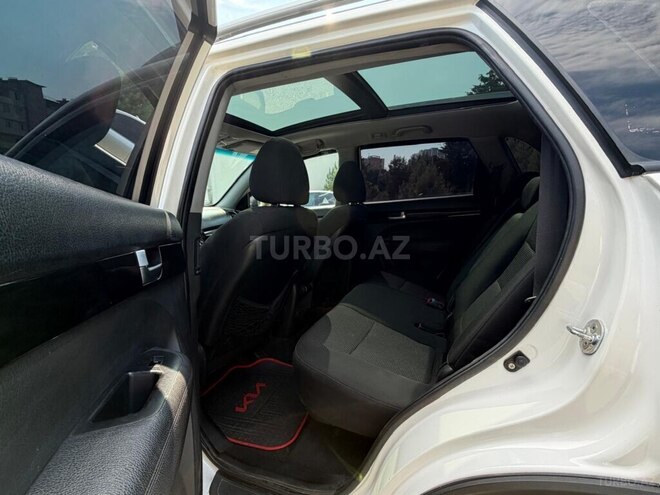 Kia Sorento-10