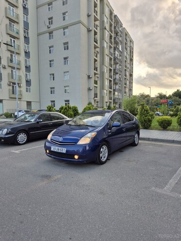 Toyota Prius-1