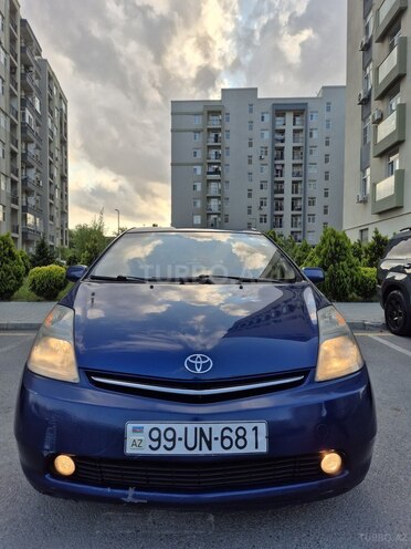 Toyota Prius-2