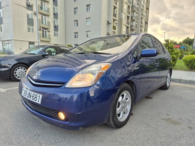 Toyota Prius-4