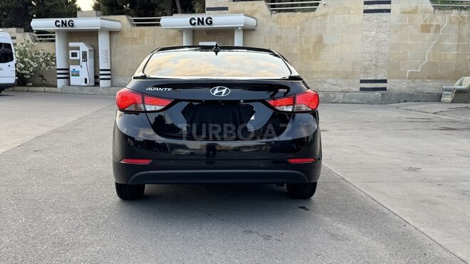 Hyundai Avante-4
