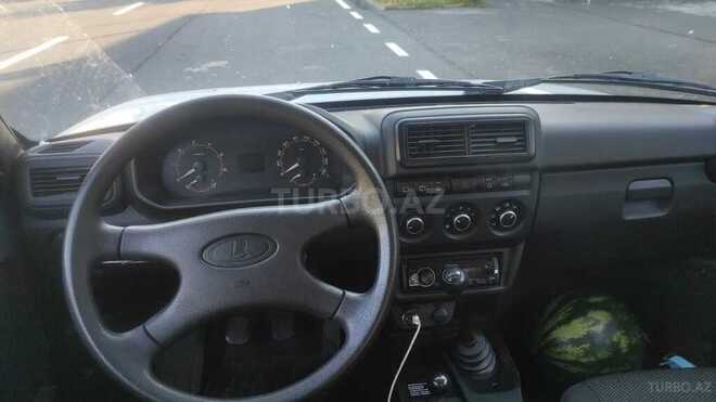 LADA (VAZ) Niva-12