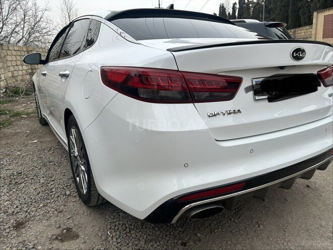 Kia Optima-13