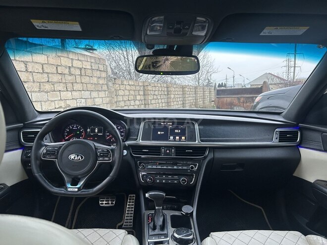 Kia Optima-3