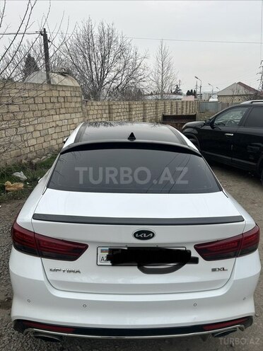 Kia Optima-5