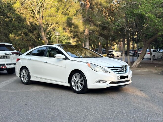 Hyundai Sonata-10