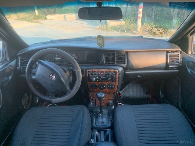Opel Vectra-9