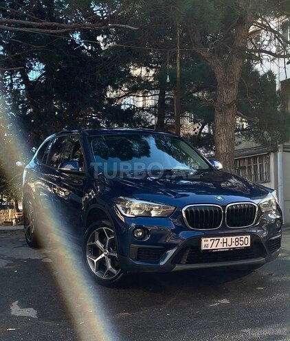 BMW X1-1