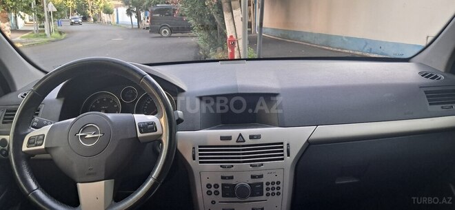 Opel Astra-3