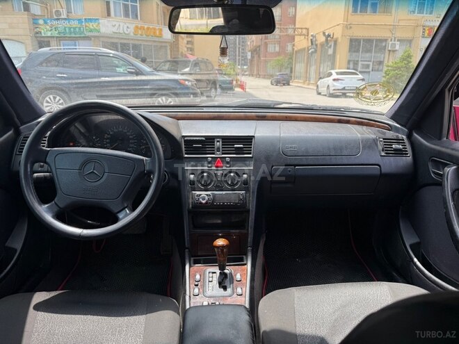 Mercedes C 180-4