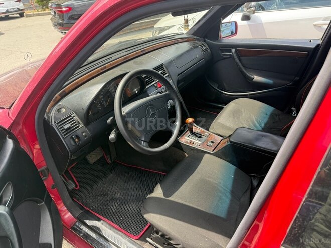 Mercedes C 180-8