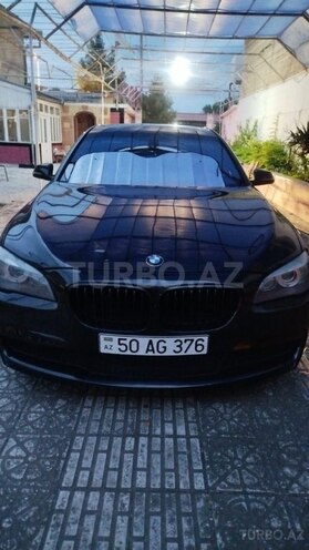 BMW 740-1