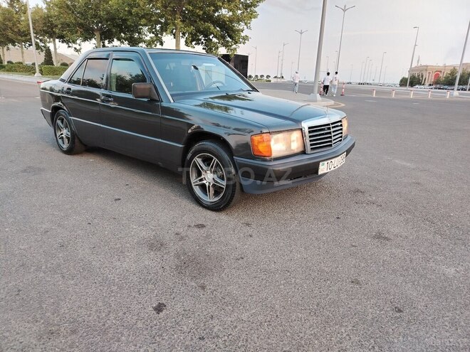 Mercedes 190-6