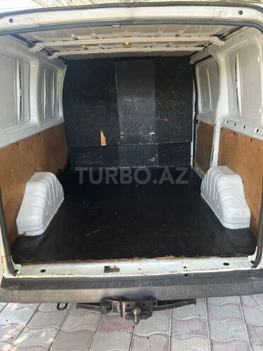 Ford Transit-5