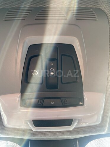 BMW X1-11