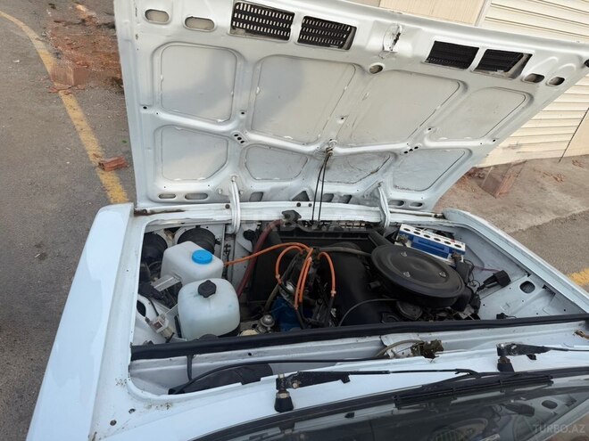 LADA (VAZ) 2106-4