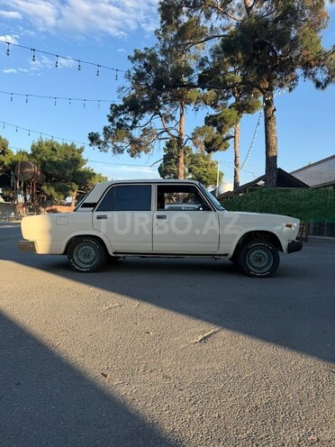LADA (VAZ) 2107-4
