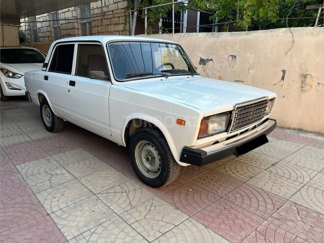 LADA (VAZ) 2107-3