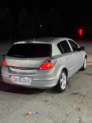 Opel Astra-10