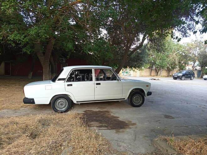 LADA (VAZ) 2107-7